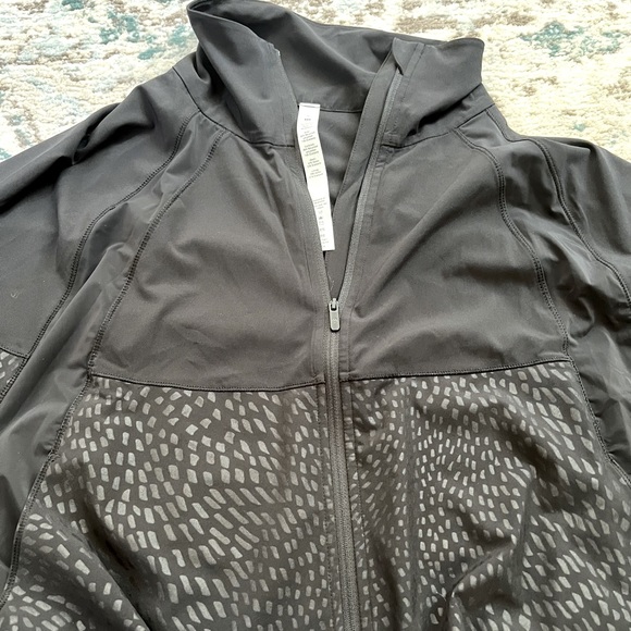 Lululemon In Depth Jacket *Emboss 8 black - Picture 6 of 13